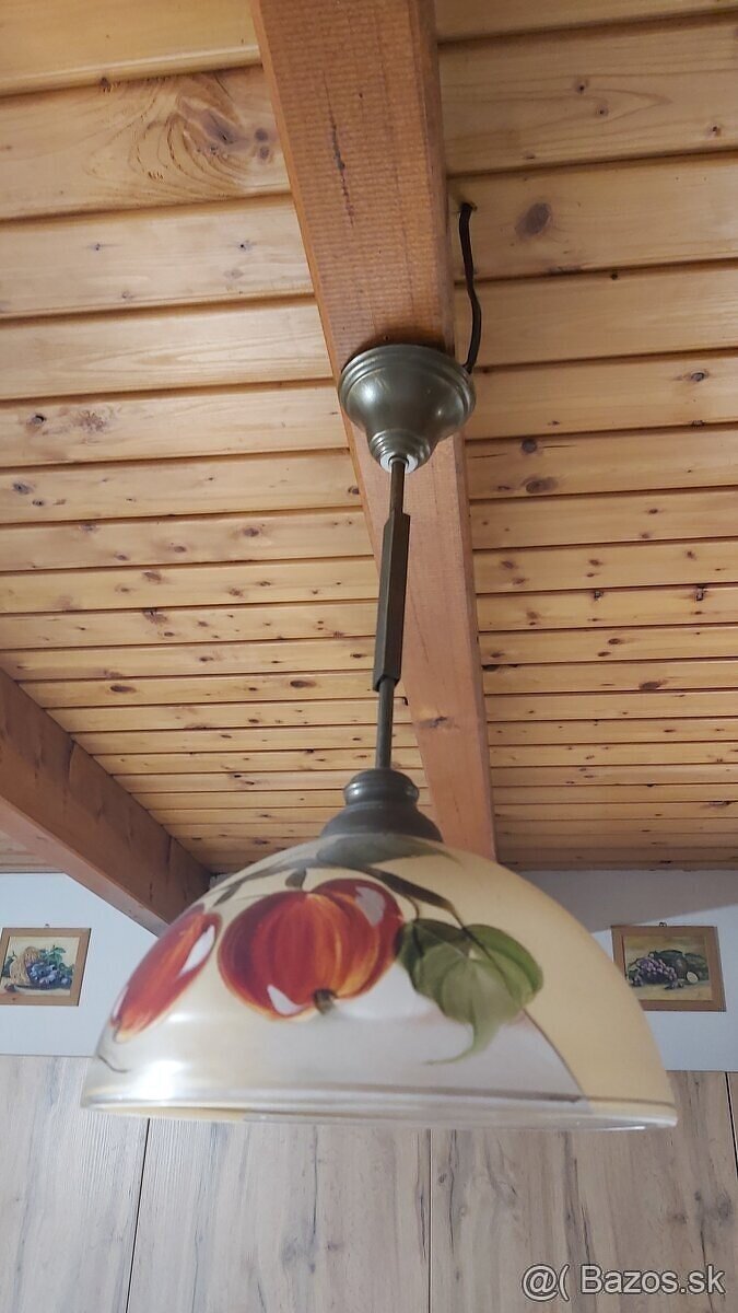 Stropná lampa