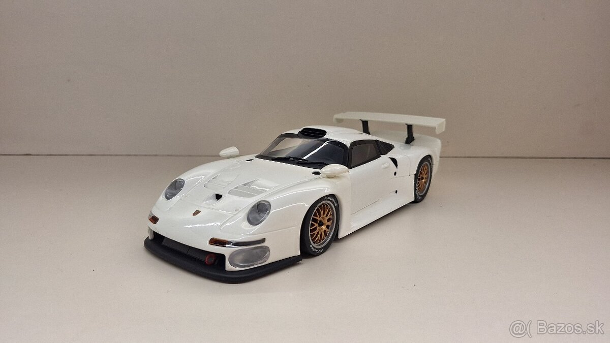 1:18 PORSCHE 911 GT1