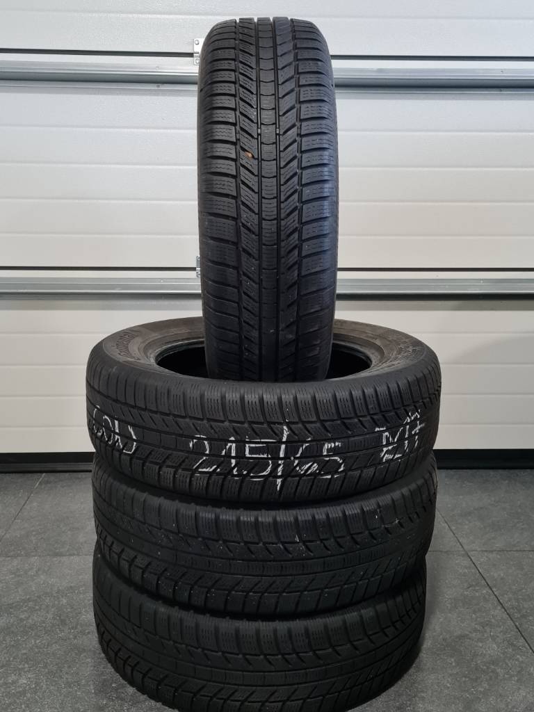 4x Continental 215/65 R17 99H Zimné pneumatiky