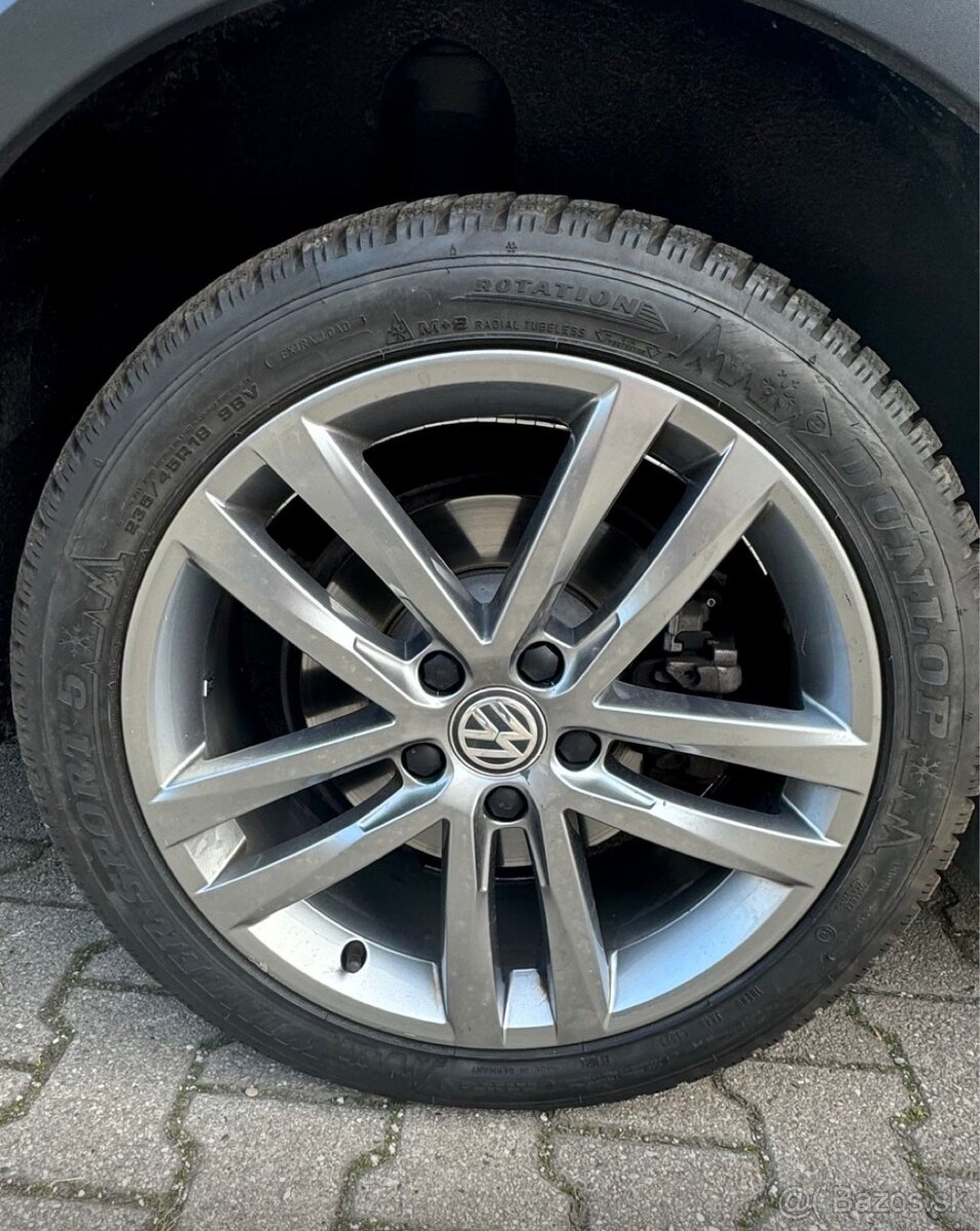 zimné pneumatiky 235/45 R18 Dunlop winter sport 5