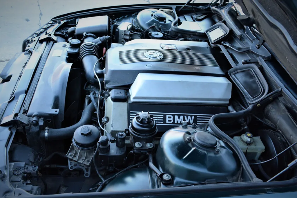 Prodám motor M60B40 z BMW e38 740i 210kw perfektní stav -