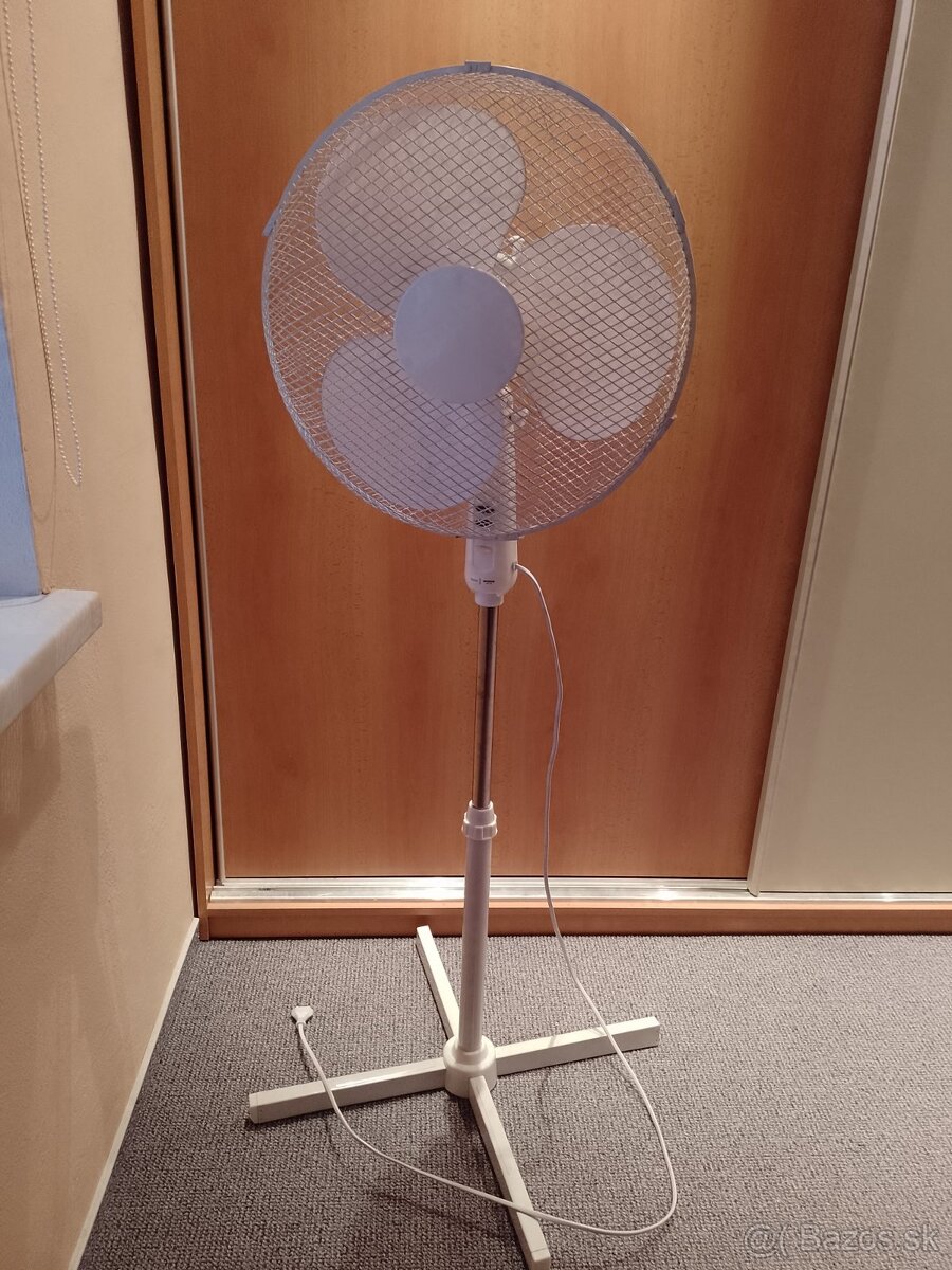 Stojanový ventilátor