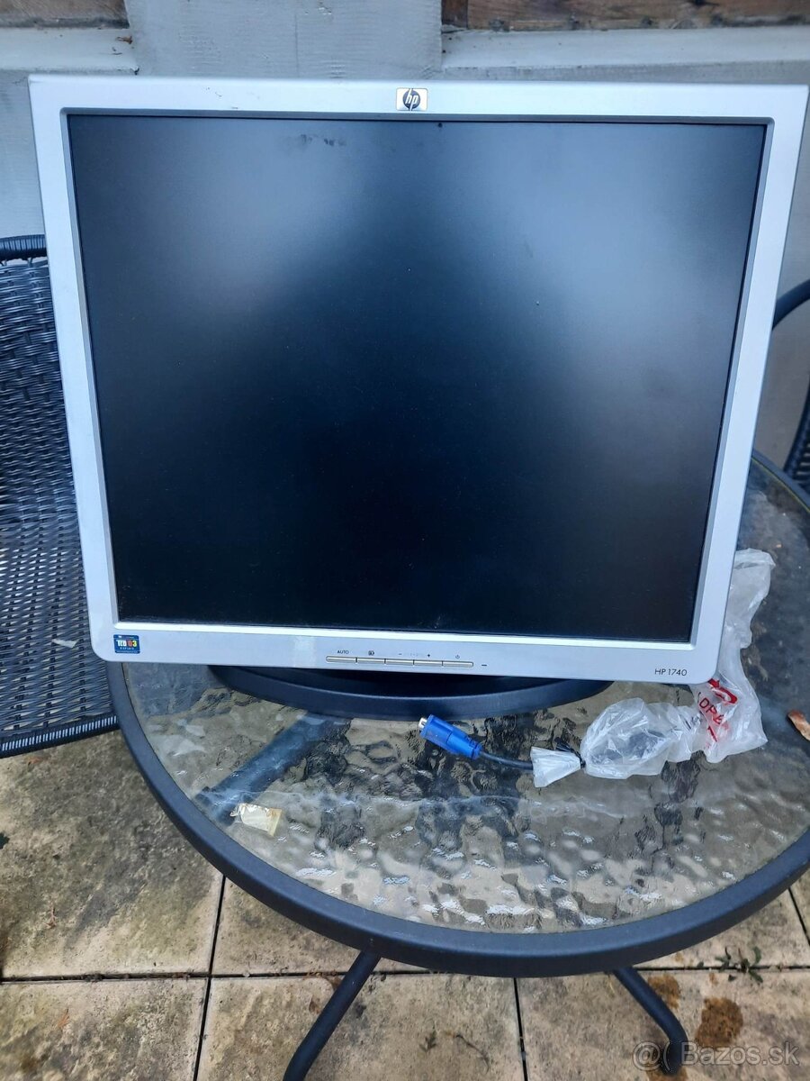 HP monitor