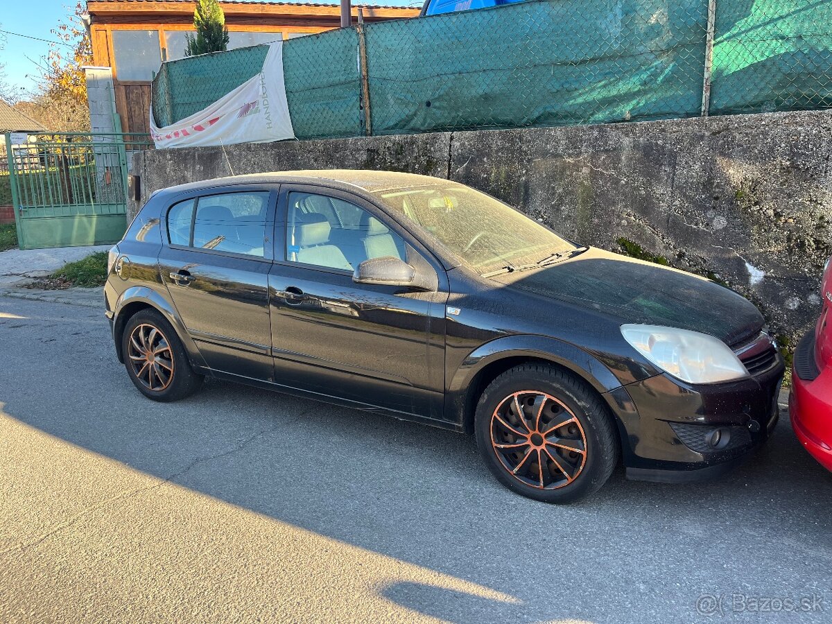 Opel Astra H 1,9 cdti 88kw 2008