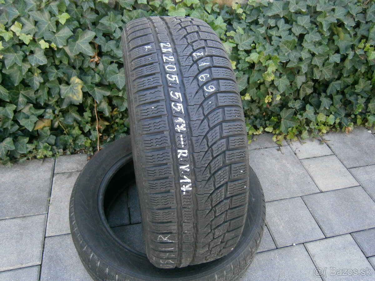 Predám 2x zimné pneu Nokian 205/55 R17 95VXL