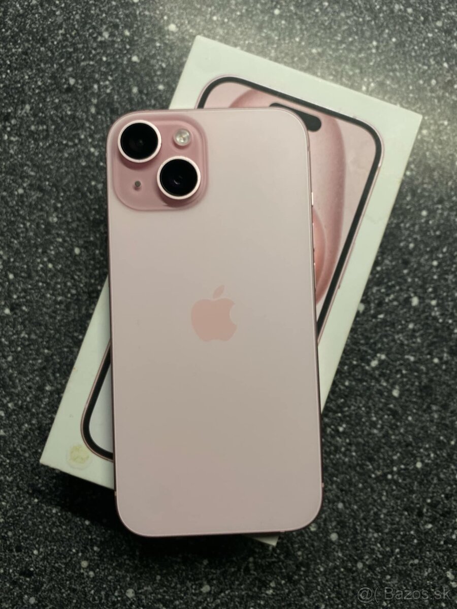 iPhone 15 pink