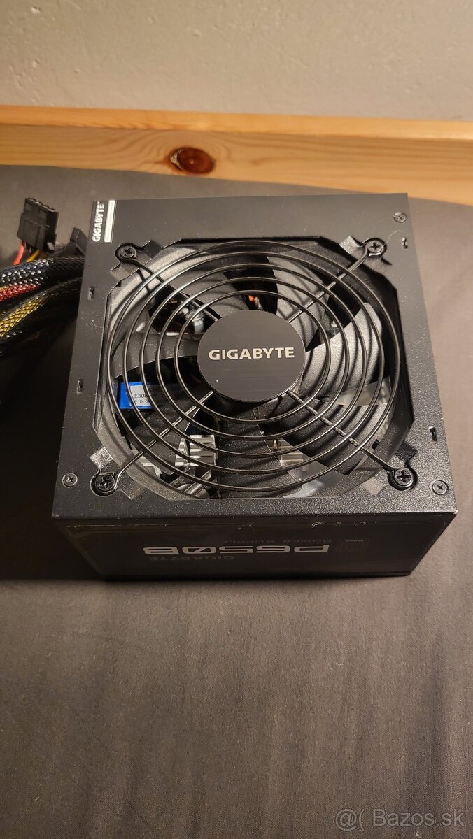 Predám Zdroj GigaByte P650B