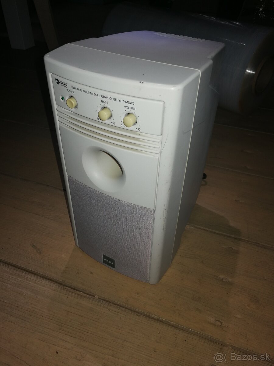 Yamaha aktivny subwoofer