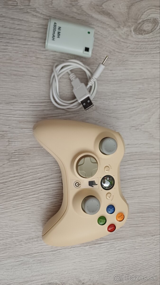 Xbox 360 Controller + Baterie NiMH 4800mAH