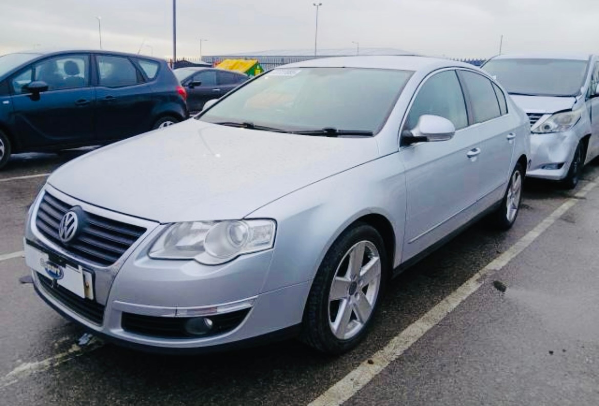 Predam Volkswagen Passat 2,0 TDI sport Dovoz GB Anglicko