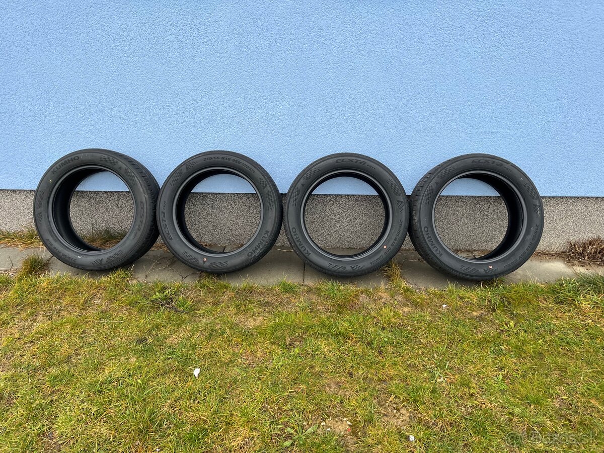 Kumho ecsta 215/55 R18