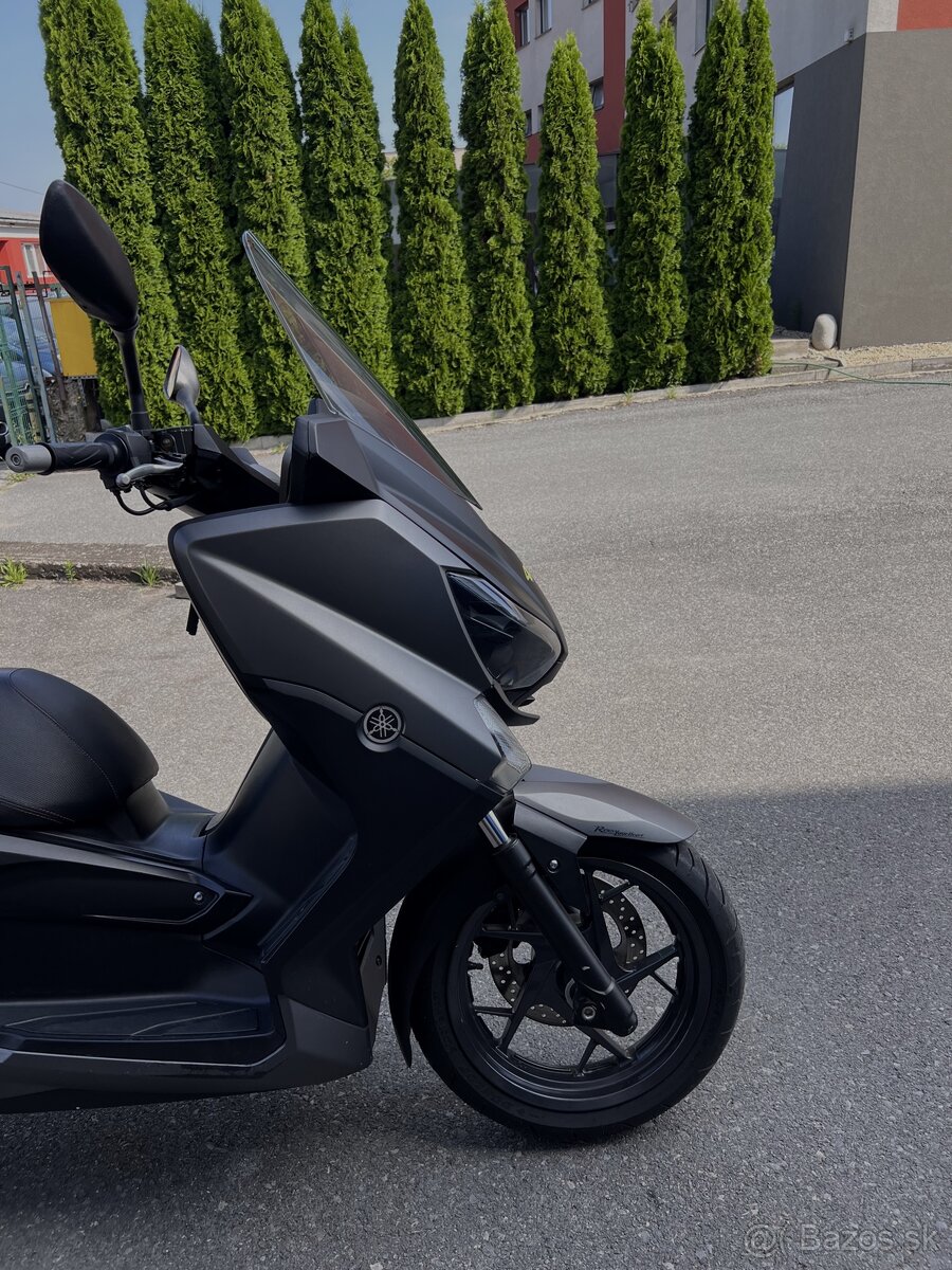 Yamaha xmax 250