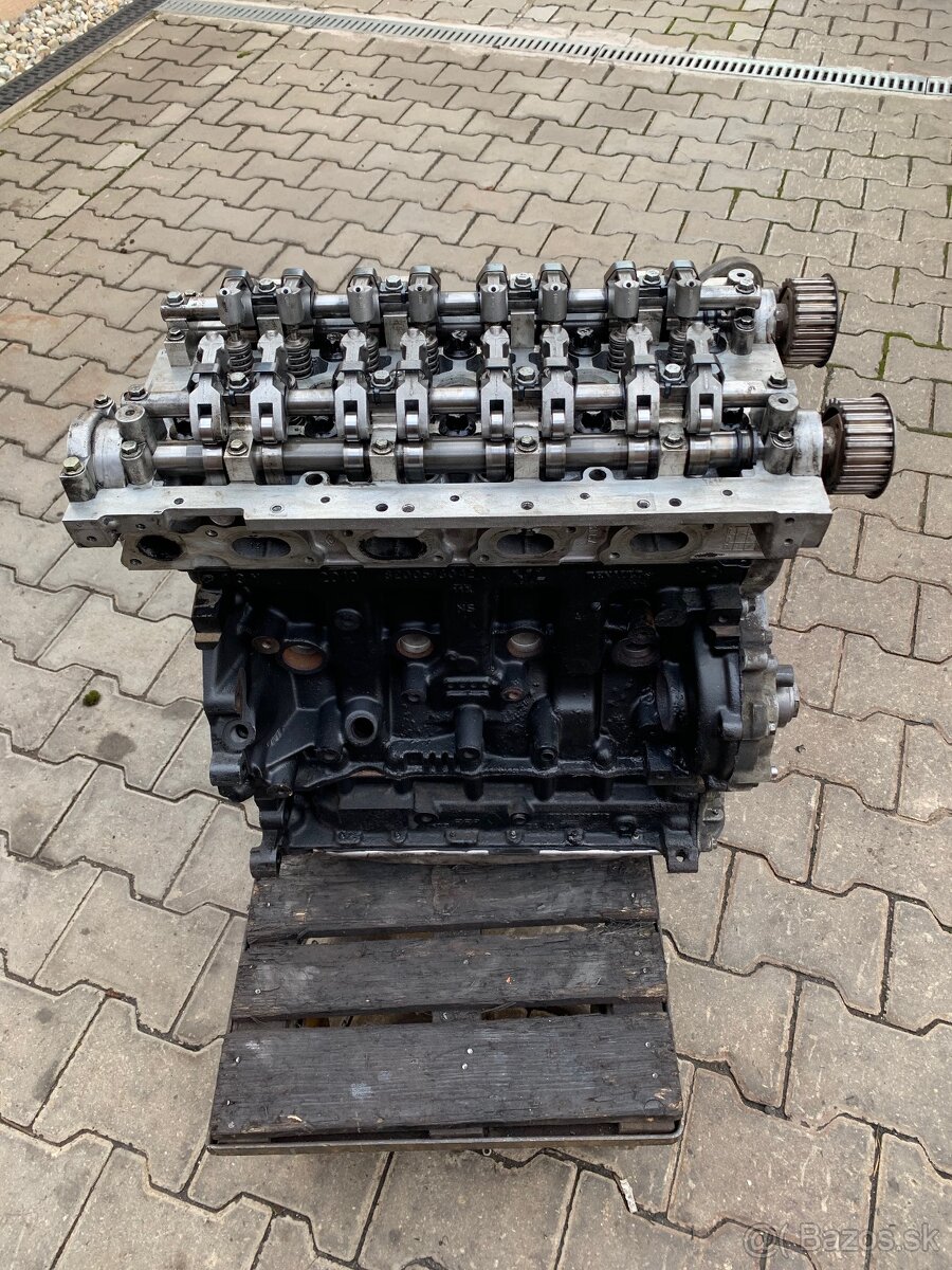 Motor Renault Master 2,5 DCI - G9U