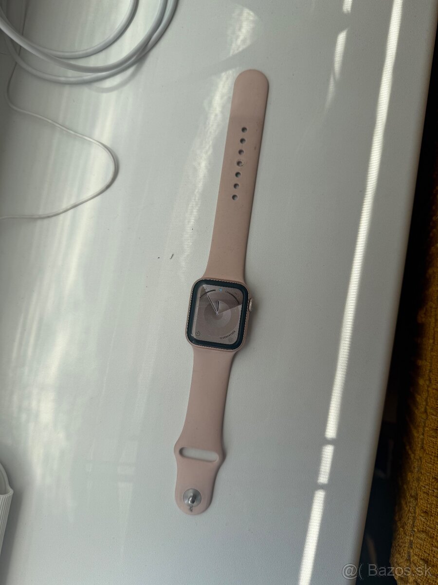 Apple watch series 6 40mm rose gold