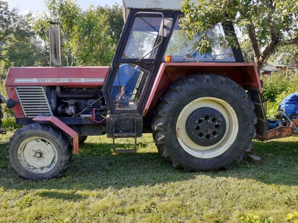 Zetor 8111