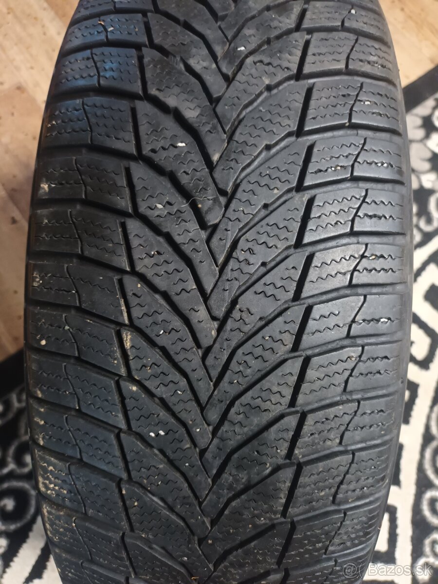 225/60 r17