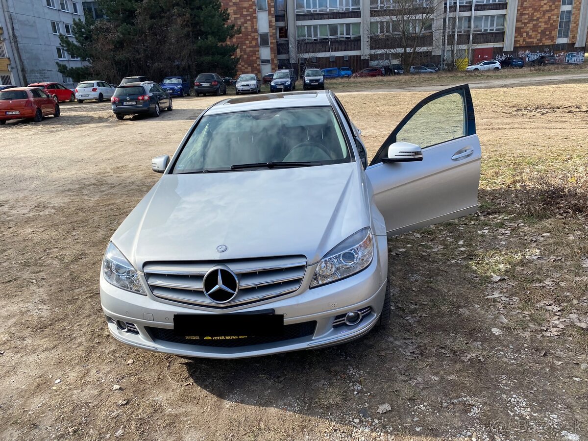 Mercedes Benz C320 4Matic AVANTGARDE