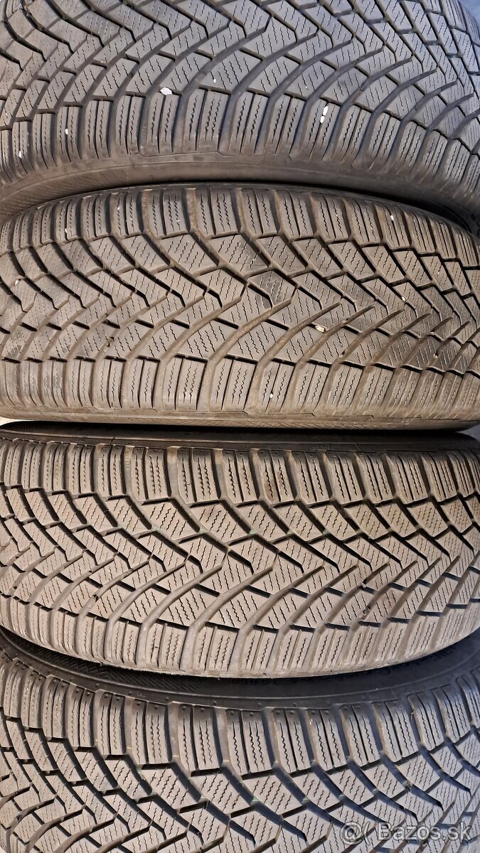 Predám 4ks jazdené zimné 205/55r16-91H Continental