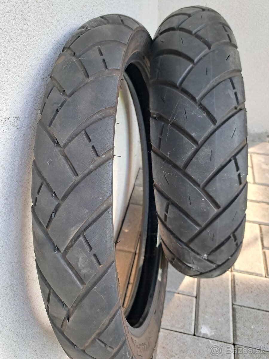 Moto pneu 21" a 18" Avon Trailrider