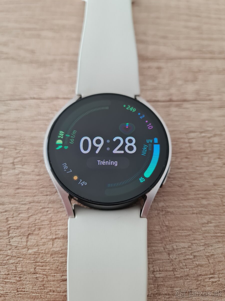 Samsung Galaxy Watch6 40mm LTE SM-R935