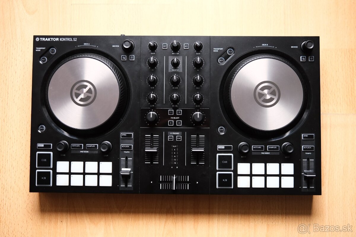 DJ Konzola Traktor Kontrol S2 MK3