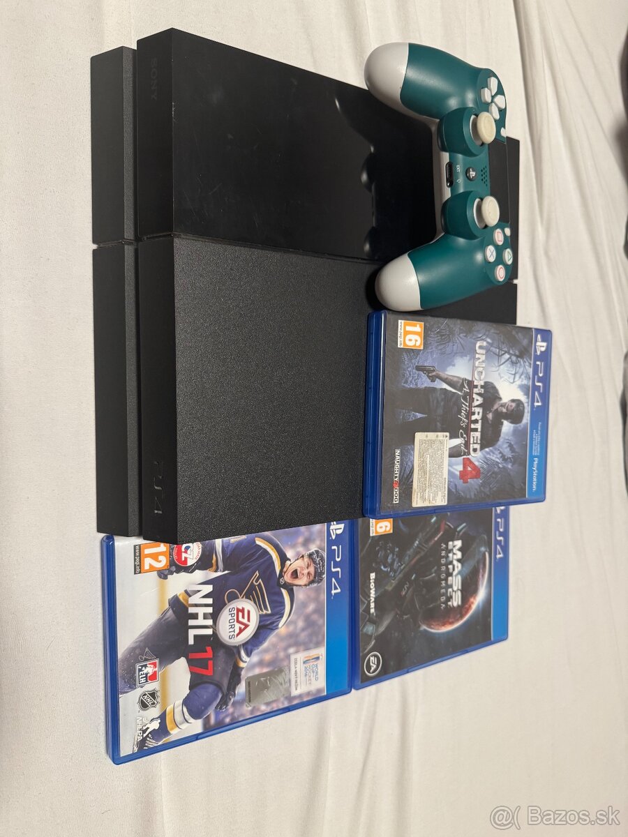 PS4 - Sony PlayStation 4 500GB, jet black CUH-1004A+ hry