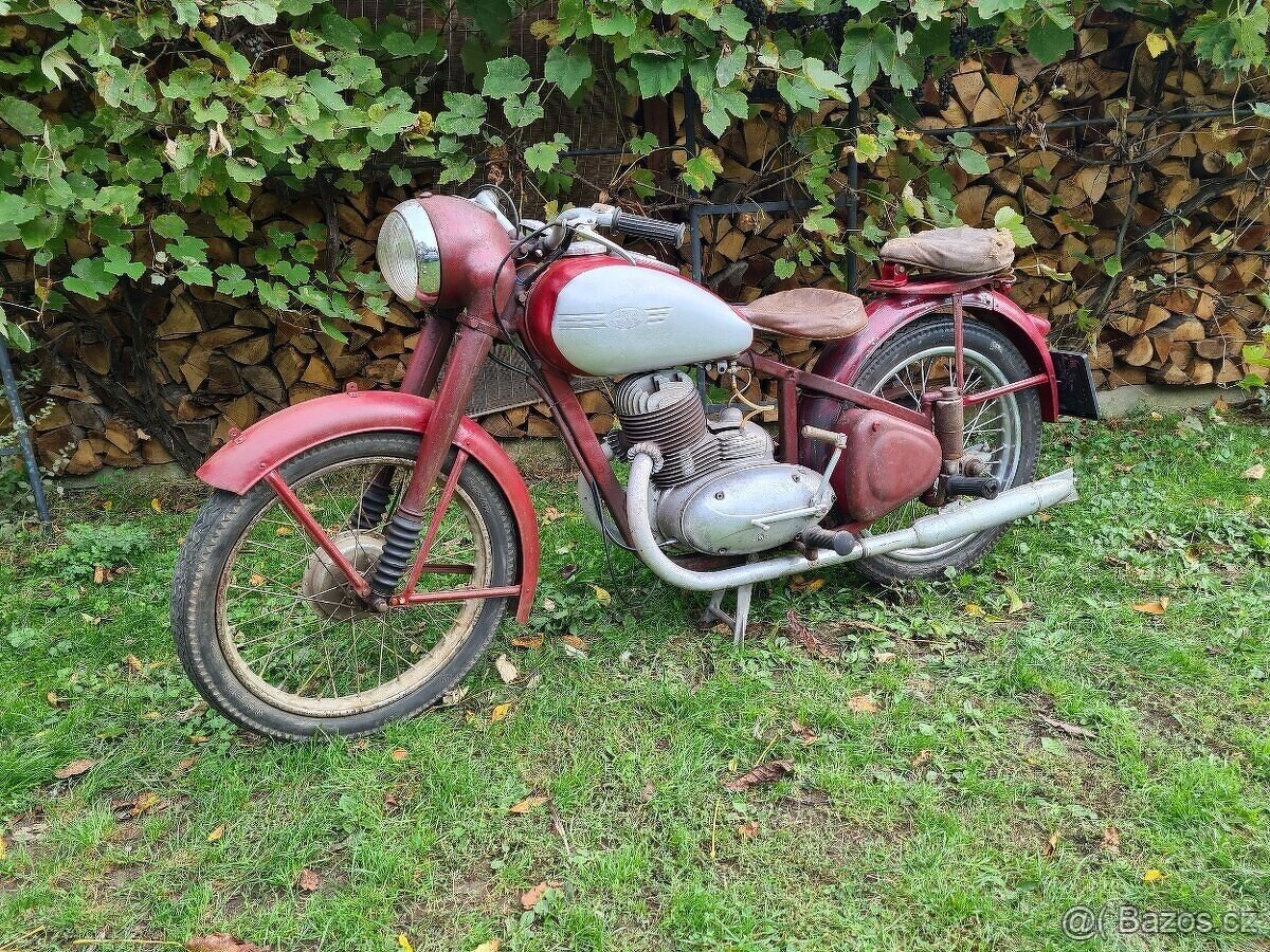 Jawa 350/362 californian