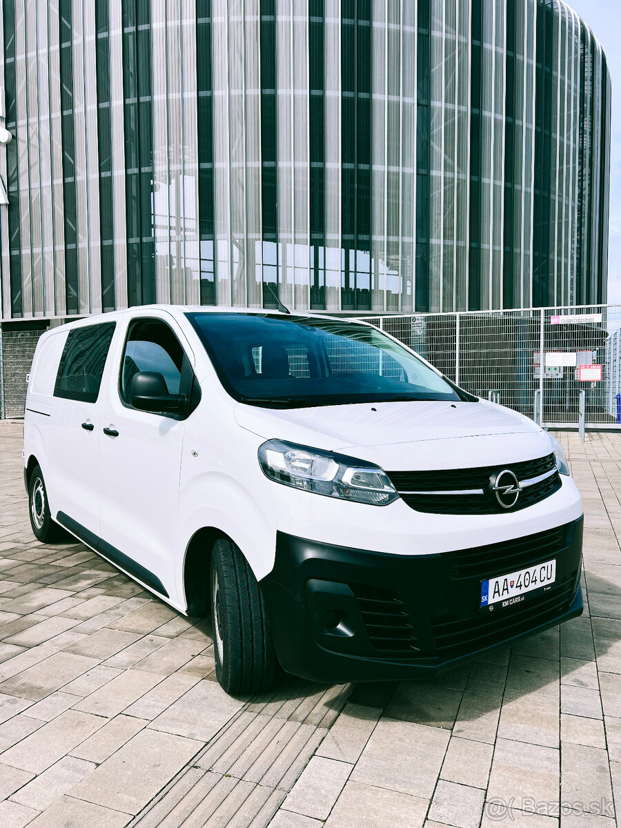 Požičaj si Toyota Proace - Opel Vivaro