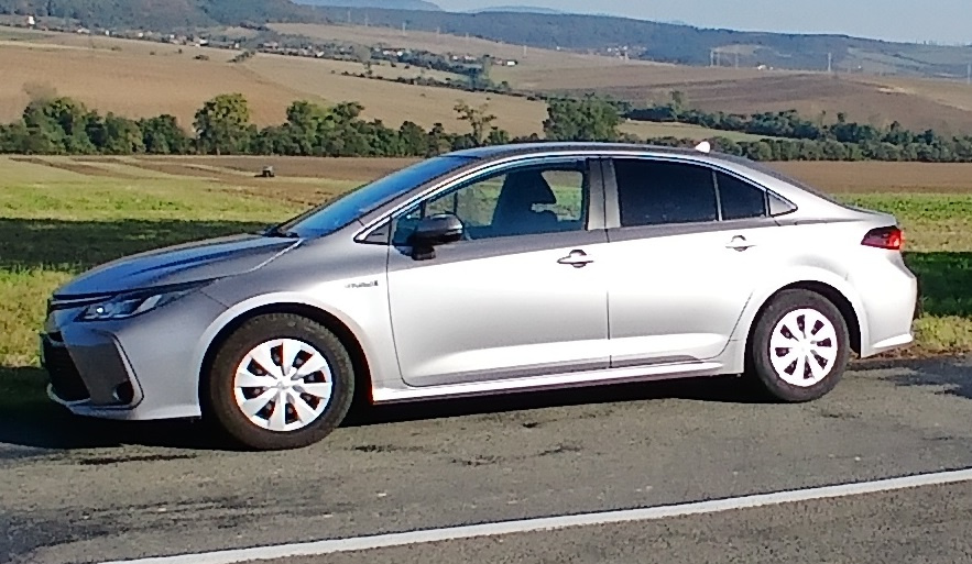 TOYOTA COROLLA SEDAN 1.8 Hybrid, 12/2020