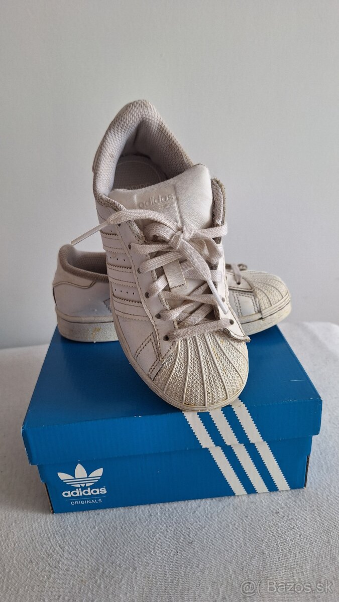 Superstar Adidas bile vel 29