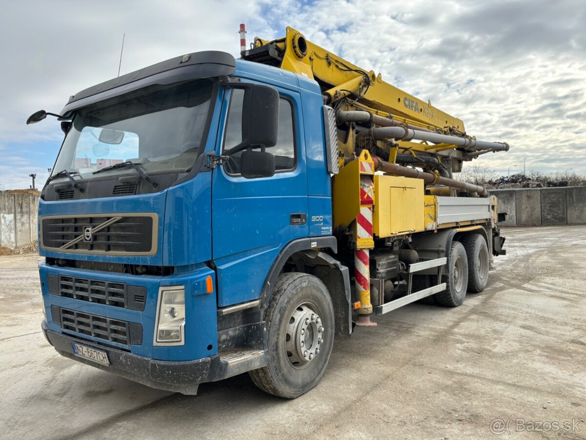 VOLVO FM12 340 6X2 + CIFA 32M