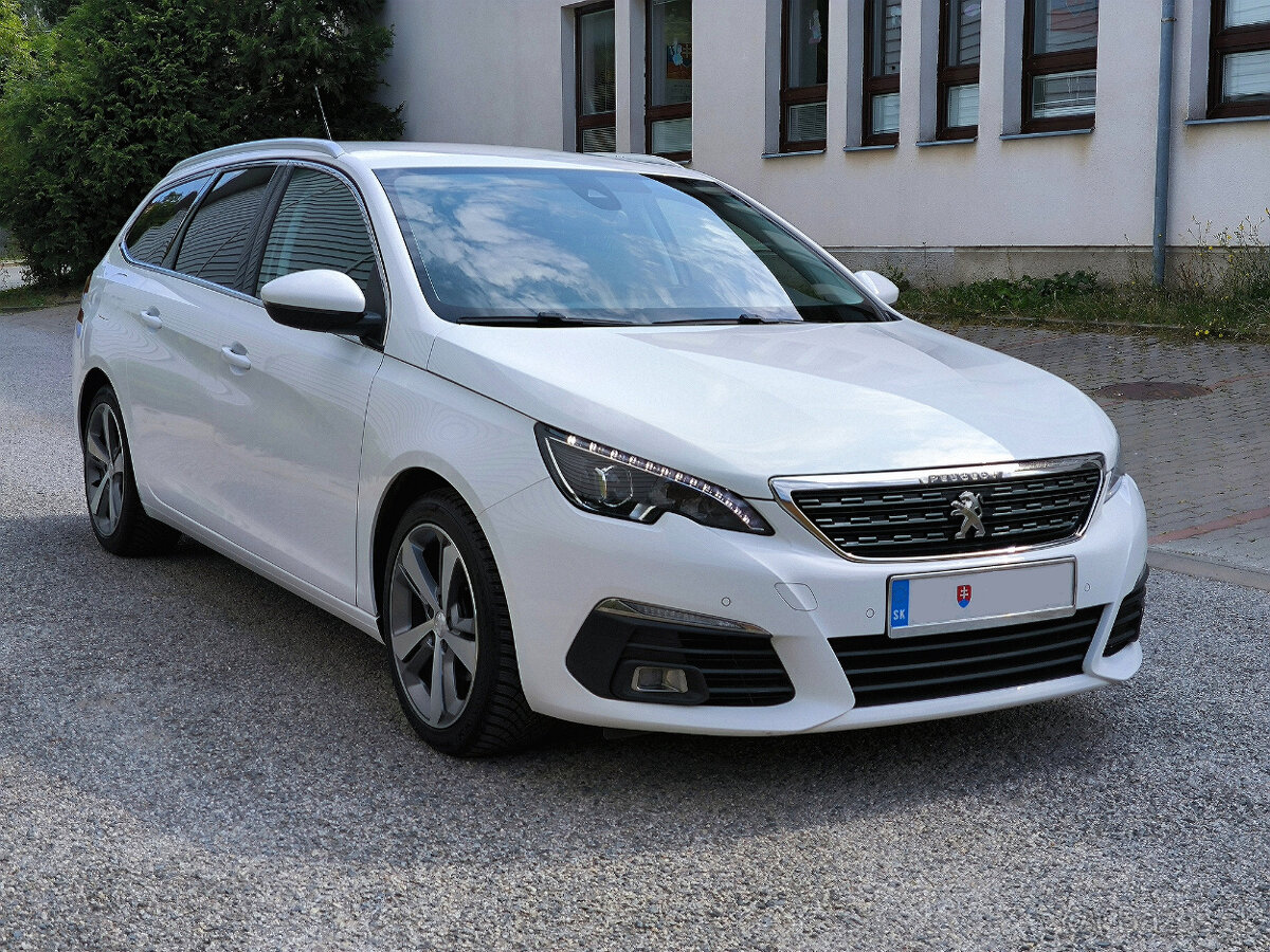 Peugeot 308 SW ALLURE 2020 1majiteľ (Možný odpočet DPH)