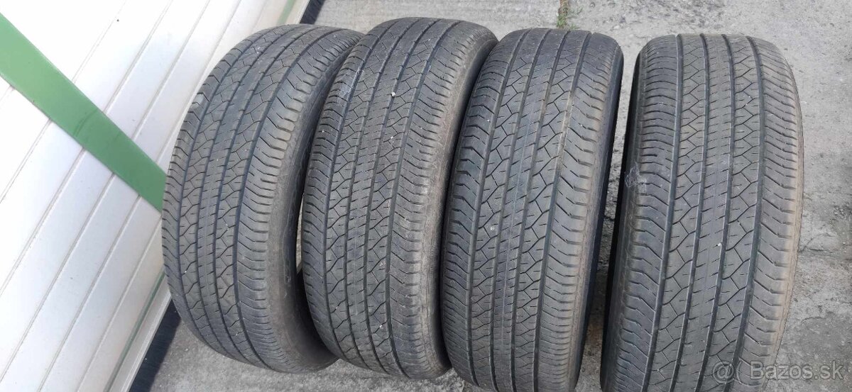 Predám Letne PNEU Dunlop 235/55R18