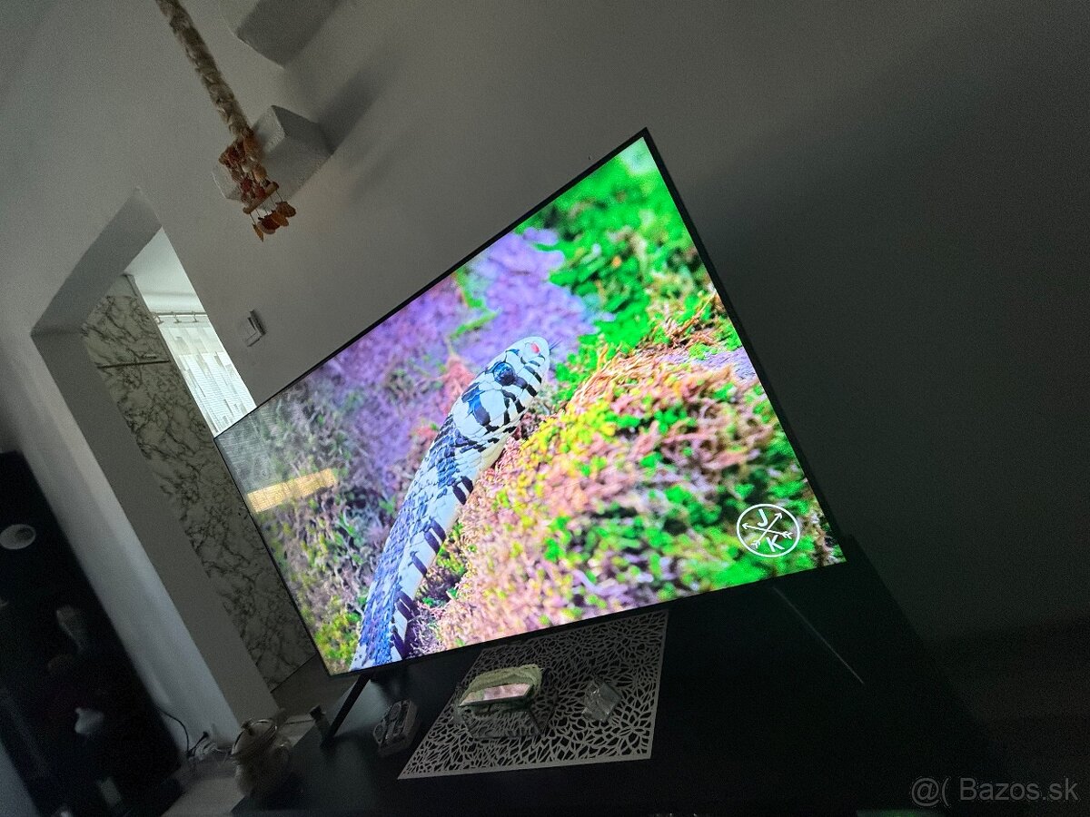 SAMSUNG UE50TU8072