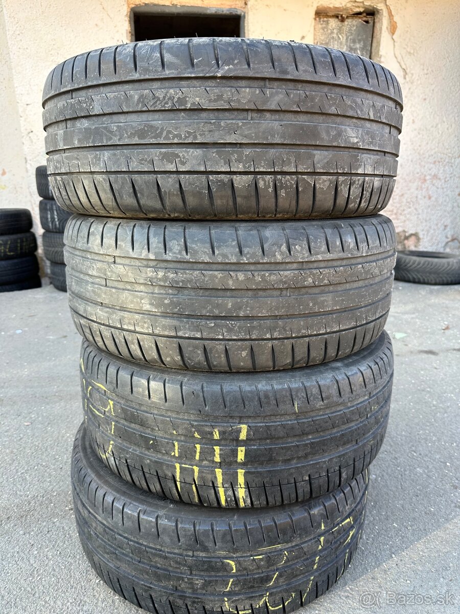 225/45r17