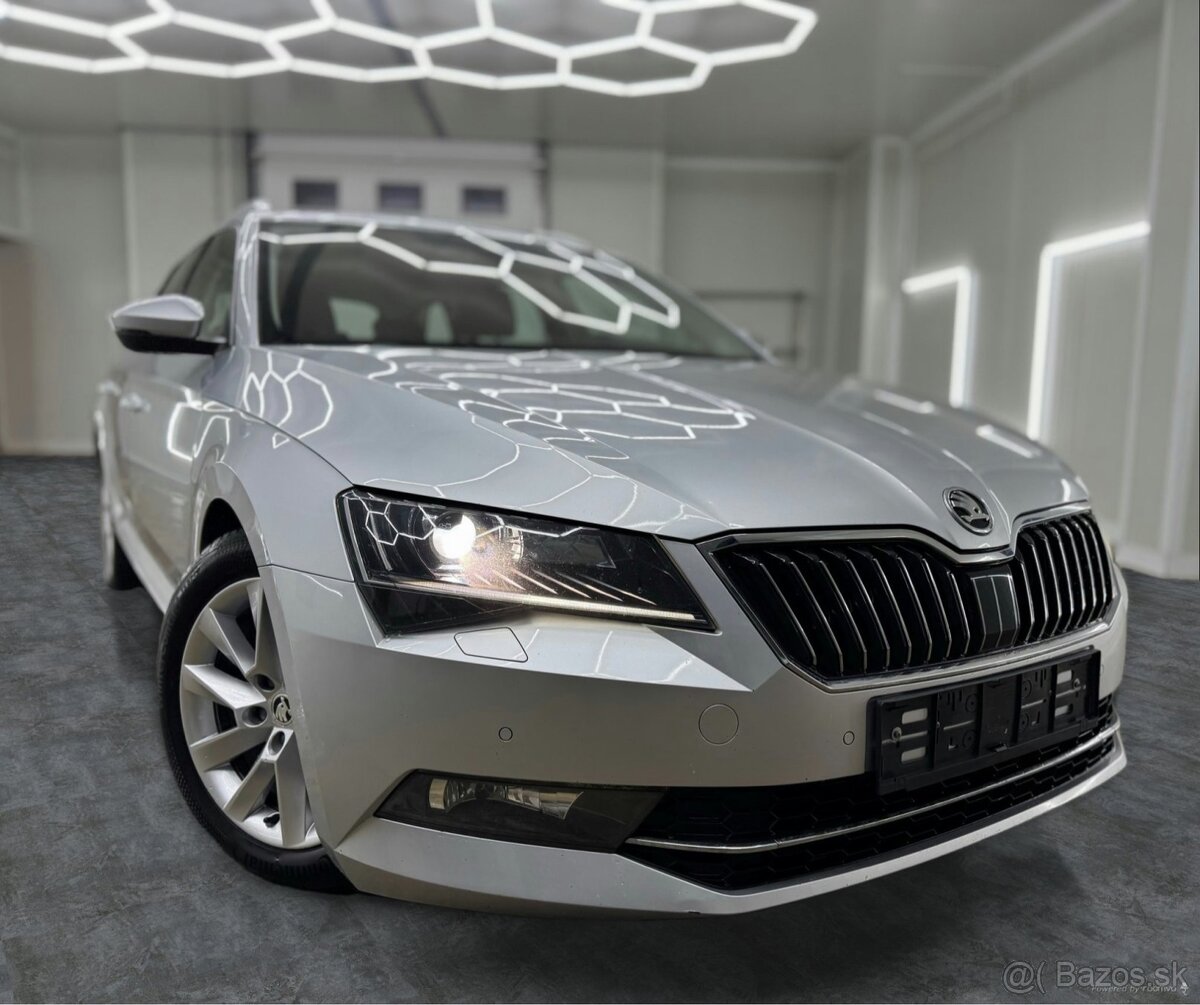 Škoda Superb 2.0 TDI 110 kW DSG Virtual cockpit