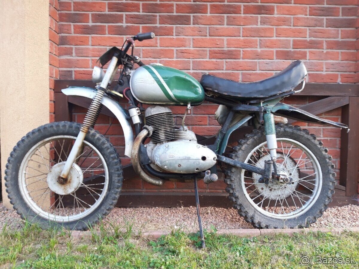 Jawa 250 enduro.