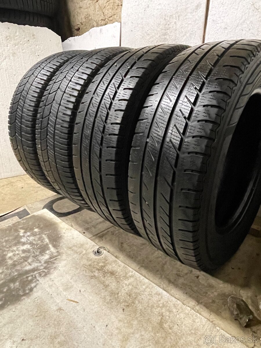 Céčkové 215/65 R16C 4x=140€