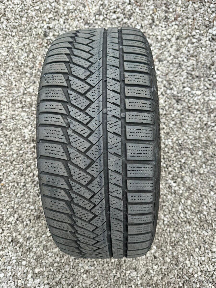 Predám zimnú pneumatiku Continental TS850 P 225/45 r 18