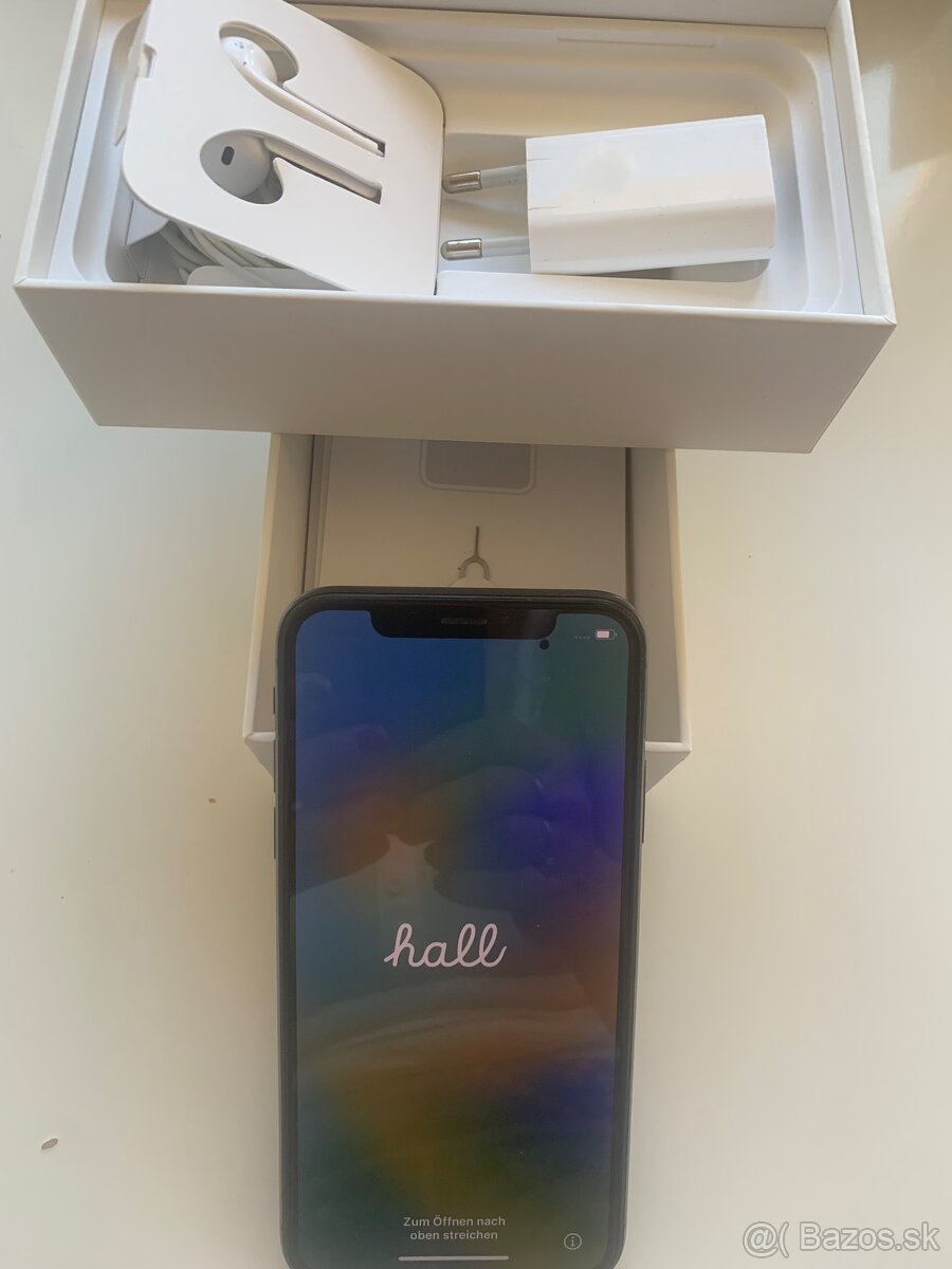 iPHONE X 64GB