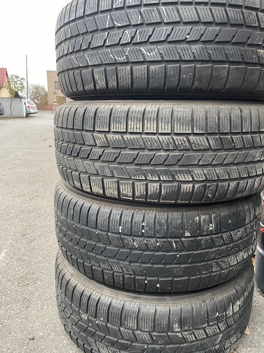 Pirelli 235/60 R18