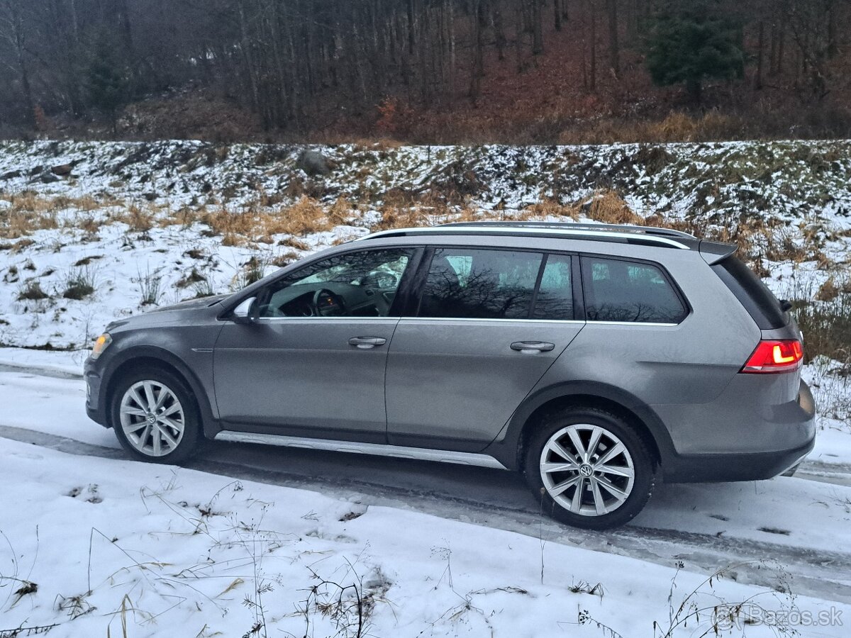 VW Golf Variant 4x4 ALLTRACK DSG 2016