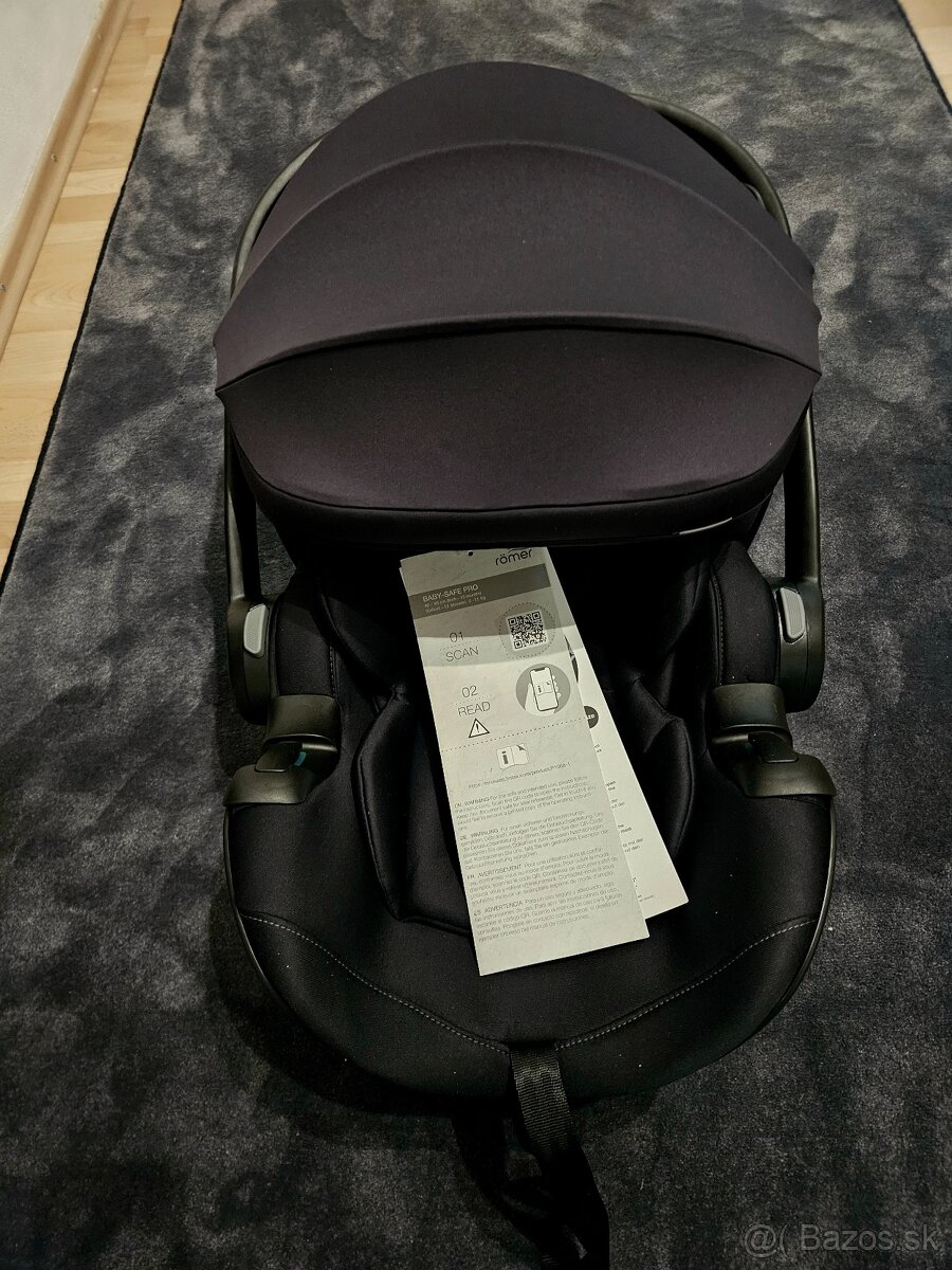 Britax Römer BABY SAFE PRO DEEP BLACK