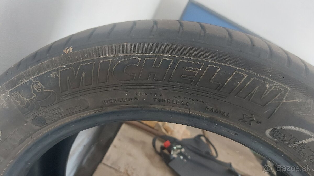 Michelin 235/50R17