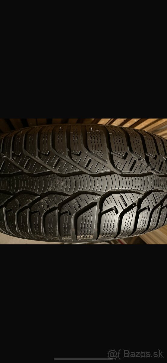 Predám 185/65 R15 KLEBER