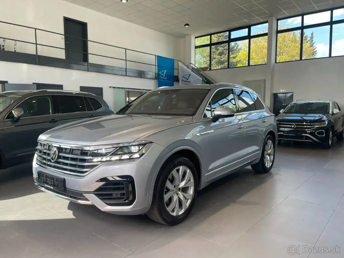 Volkswagen Touareg 3.0 V6 TDI SCR 286k R-Line 4Motion