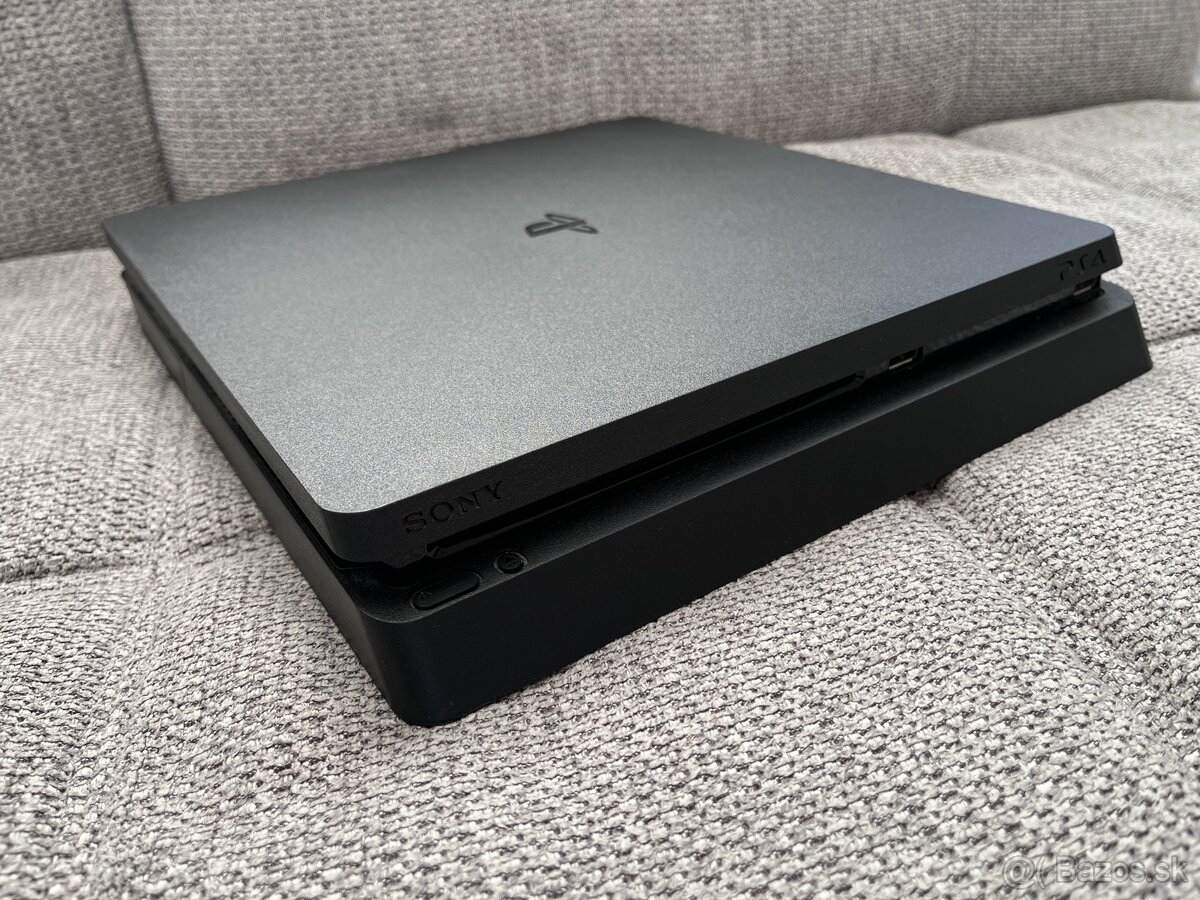 Playstation 4 Slim