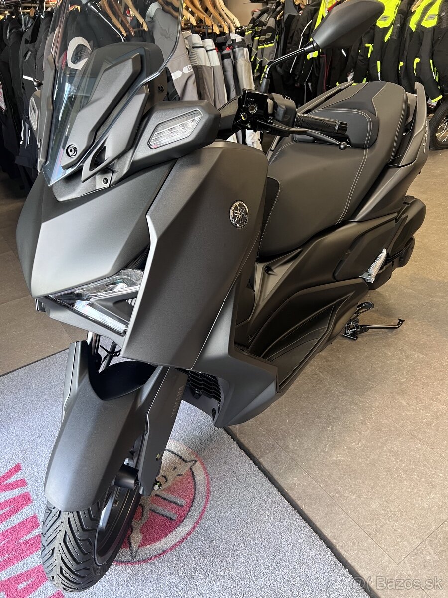 YAMAHA Xmax 125