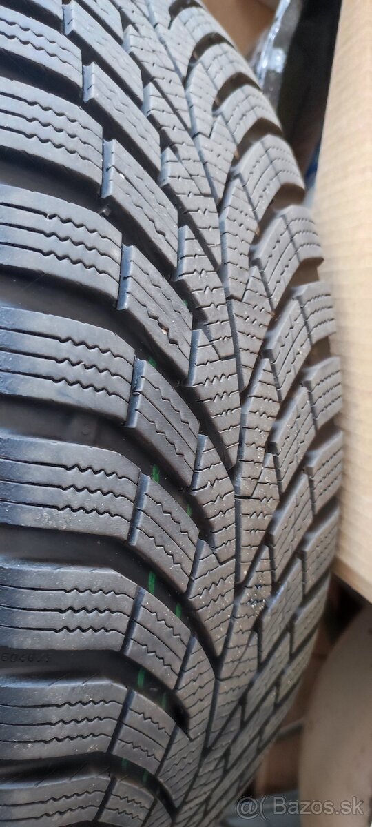 Zimne pneu Continental 205/60 R16