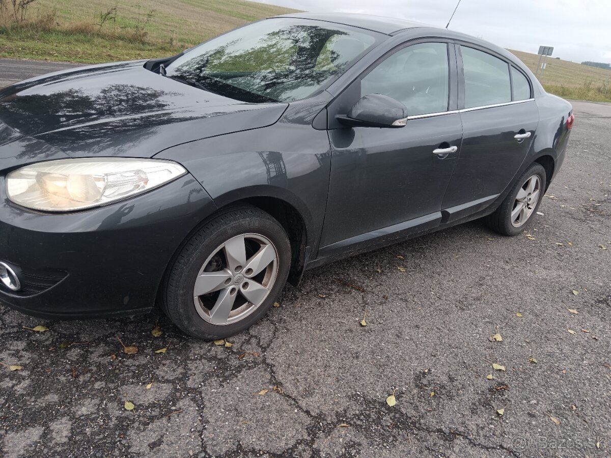 RENAULT FLUENCE